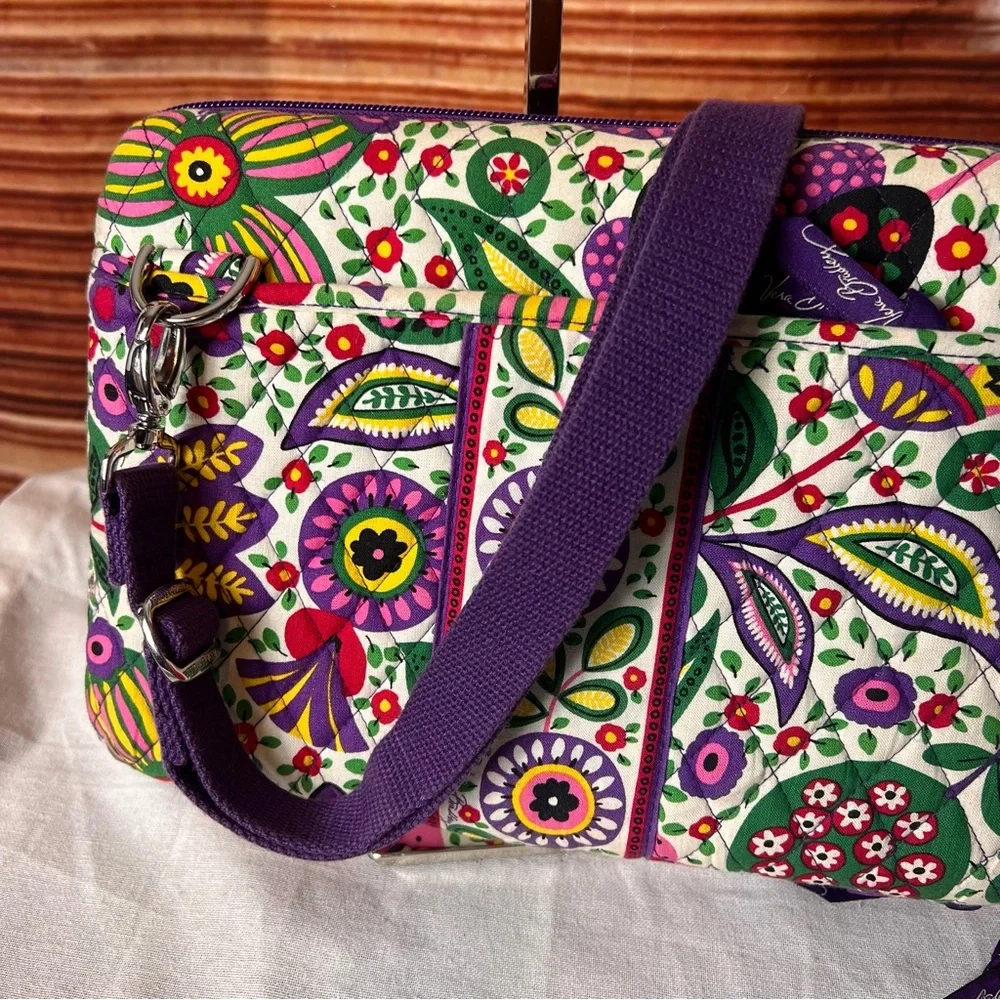 Vera Bradley 12” iPad Commuter Crossbody Bag in 